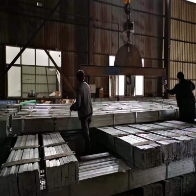 鋼材期貨上漲，熱鍍鋅扁鋼出貨良好